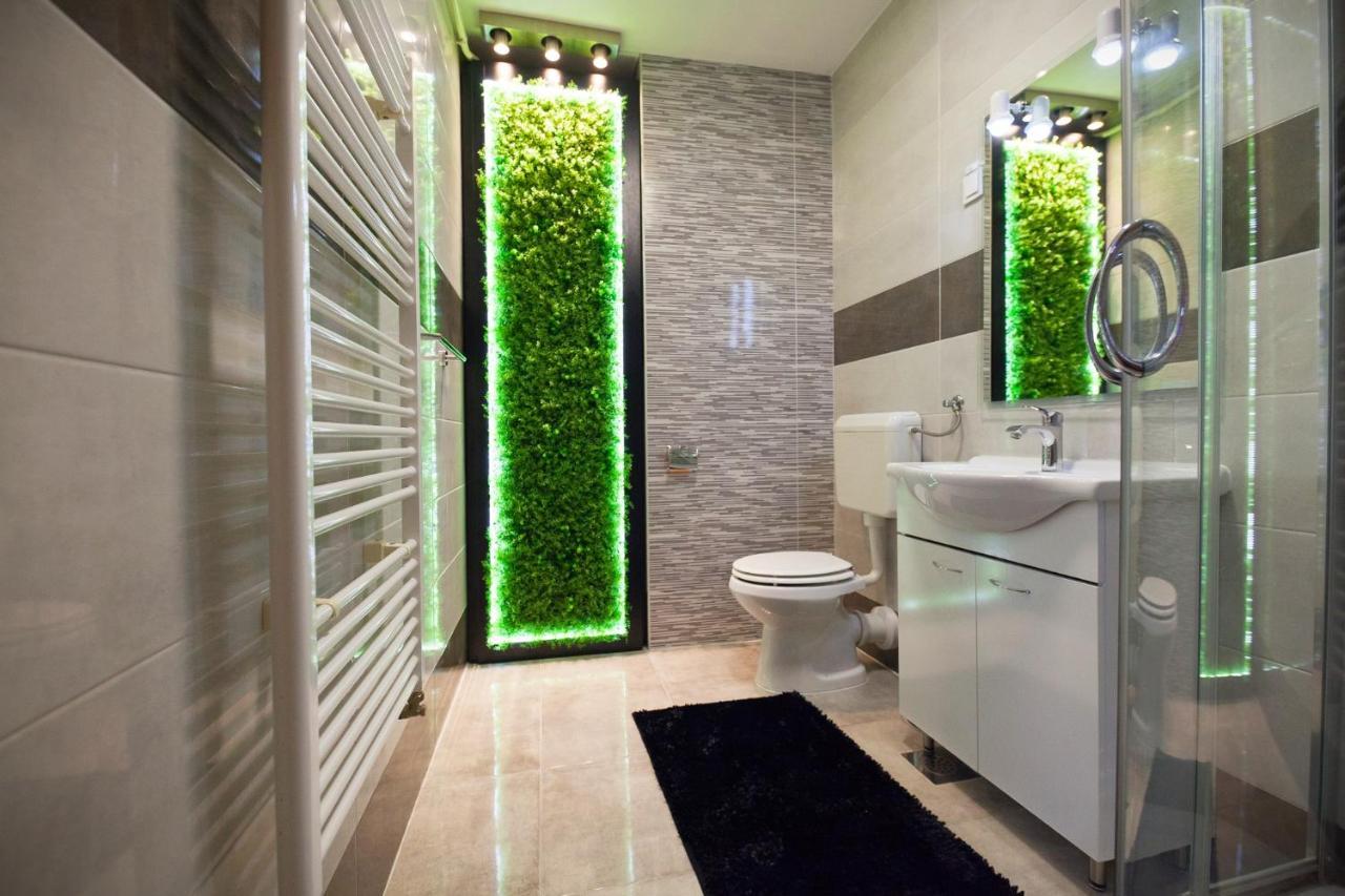 Apartman Aurelius - Private Parking Осієк Екстер'єр фото