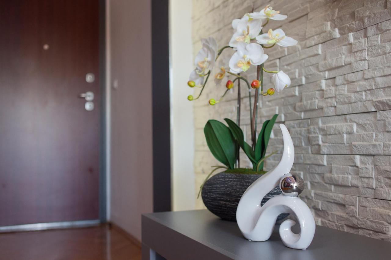 Apartman Aurelius - Private Parking Осієк Екстер'єр фото